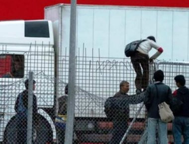 Χίος: Τραυματίστηκε 15χρονος μετανάστης που κρυβόταν σε νταλίκα